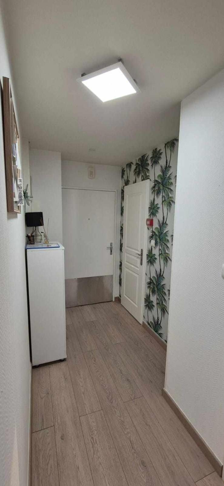 Nouveau !! Appartement Confortable Totalement Renove Avec Parking Gratuit - Hypercentre De Nancy Exterior foto