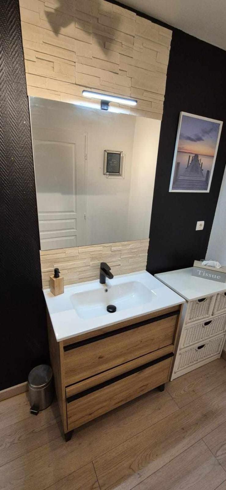 Nouveau !! Appartement Confortable Totalement Renove Avec Parking Gratuit - Hypercentre De Nancy Exterior foto